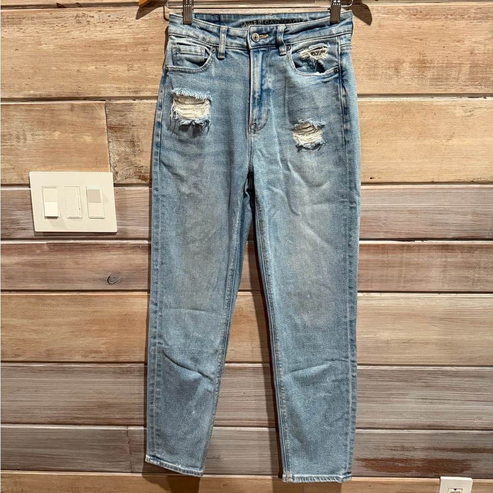 American Eagle Outfitters Blue Mom Straight Jeans with Vintage Wash Size 0